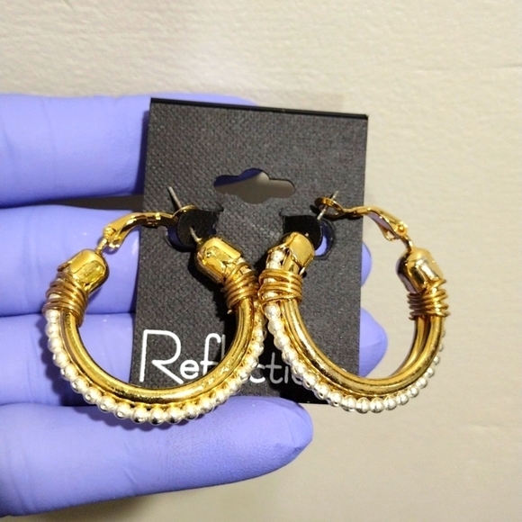 Women's Polished Two tones, Gold & Silver Interconnected Beaded Hoop Earrings - Picture 3 of 5